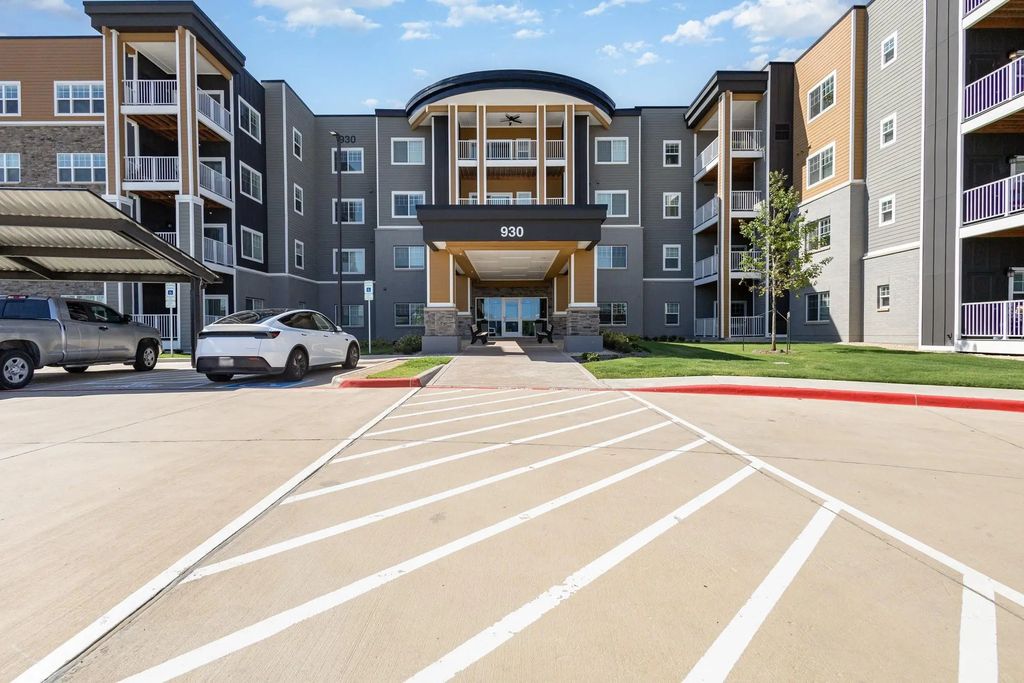 930 Stockton Drive 206, Allen