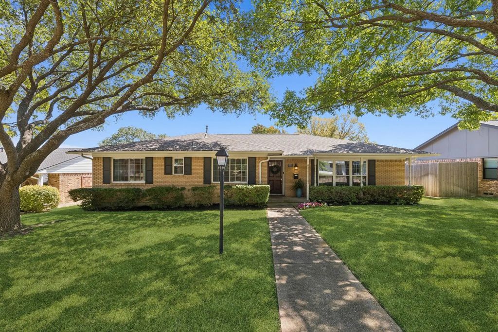 9750 Parkford Drive, Dallas