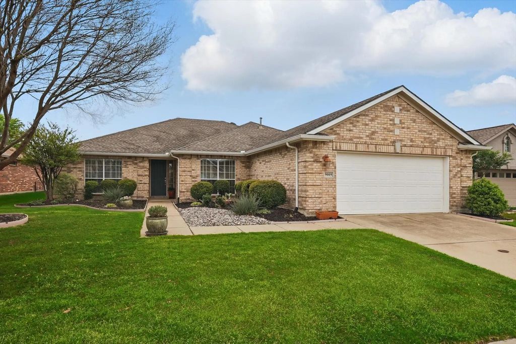 9009 Kingston Drive, Denton