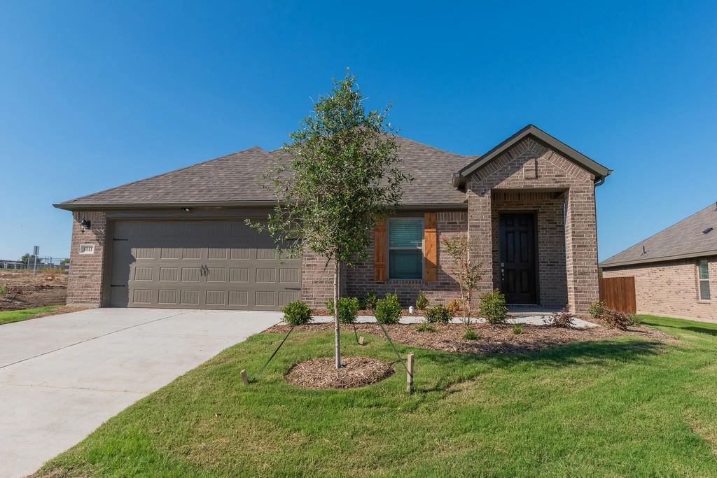 1041 Verde Valley Lane, Crowley