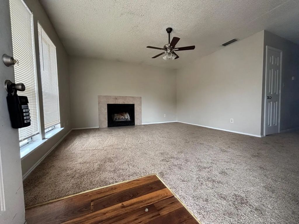 8117 Foxfire Lane C, White Settlement