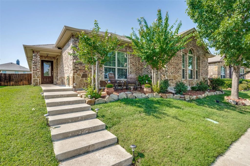9020 Cross Oaks Ranch Boulevard, Cross Roads