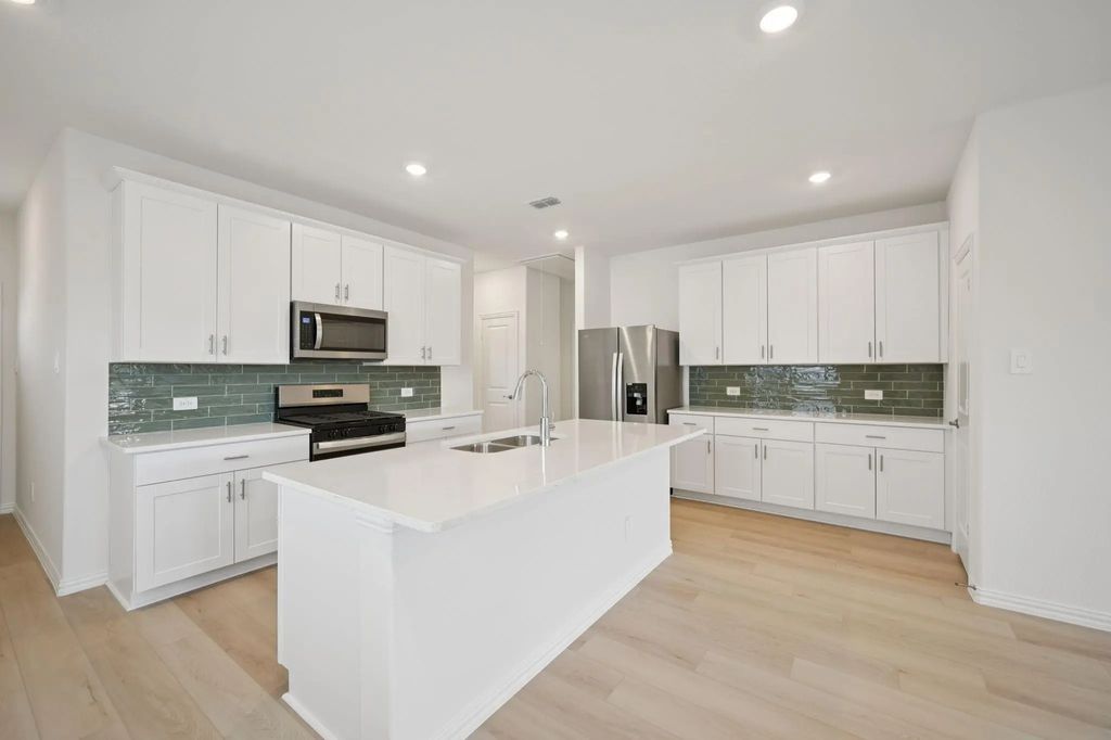 5613 Chasewood Drive, Princeton