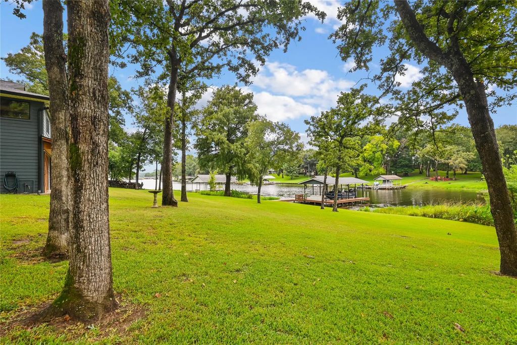 6154 Sherwood Drive, Athens