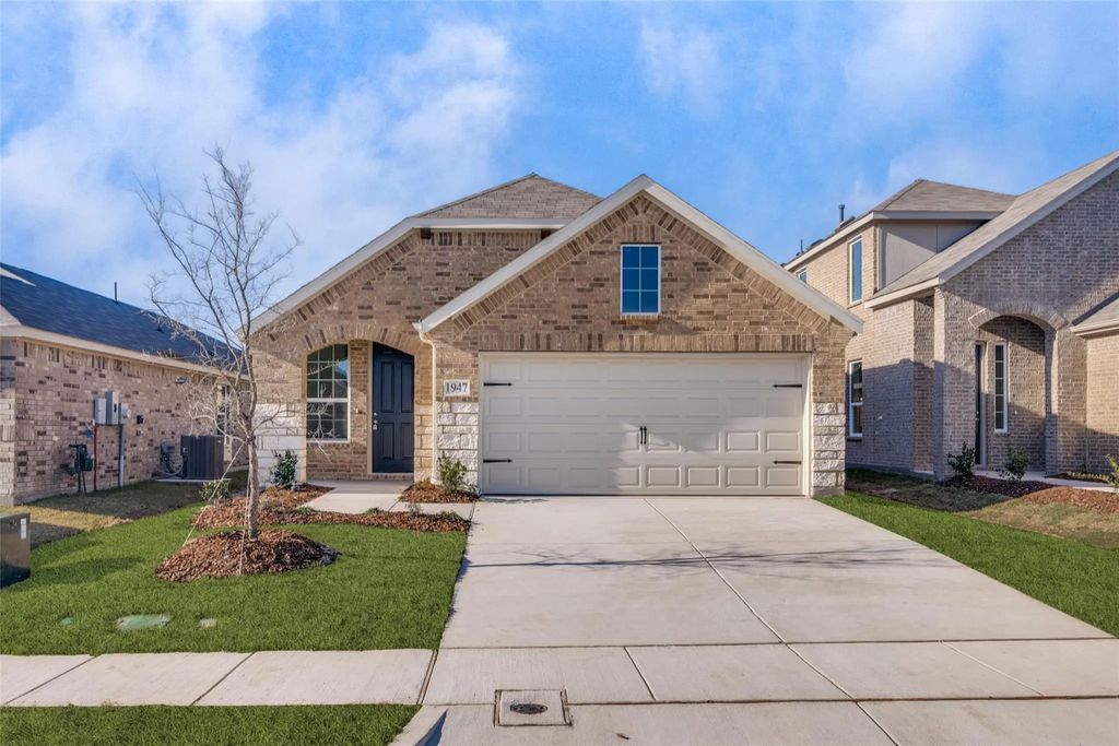 1947 Long Pond Trail, Forney