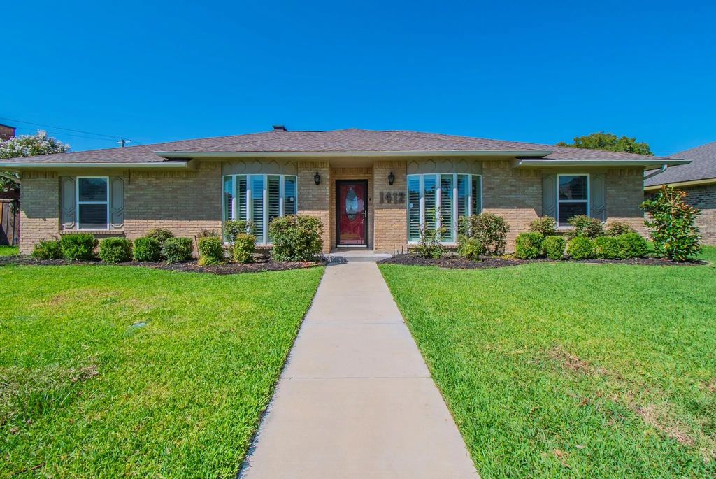 1412 Huntington Drive, Richardson