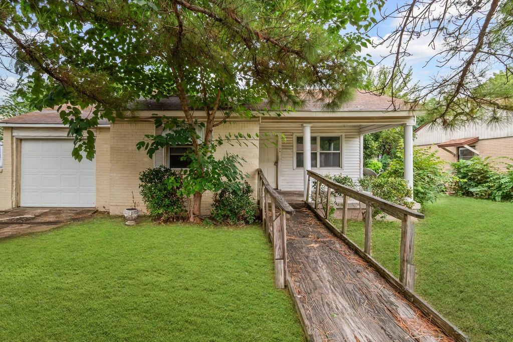 2902 Nicholson Drive, Dallas