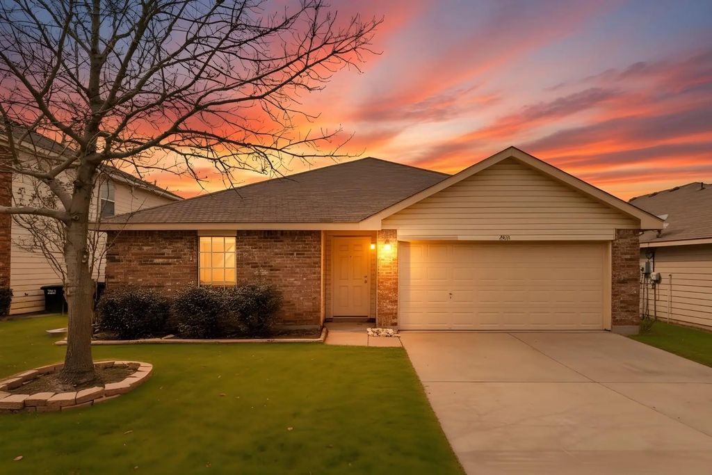 14109 Cochise Drive, Fort Worth