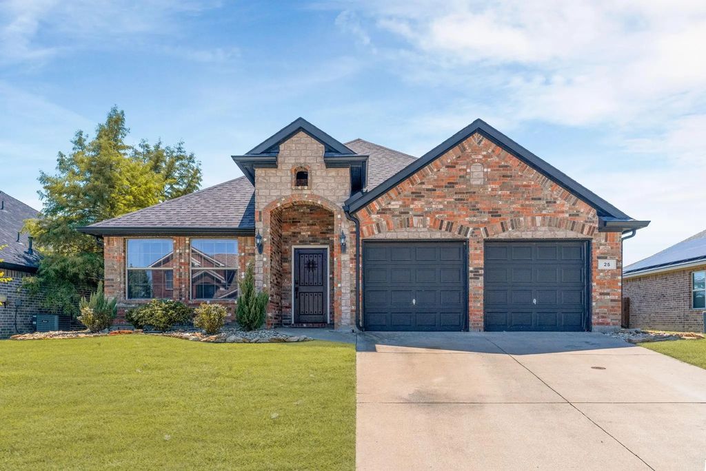 25 S Highland Drive, Sanger