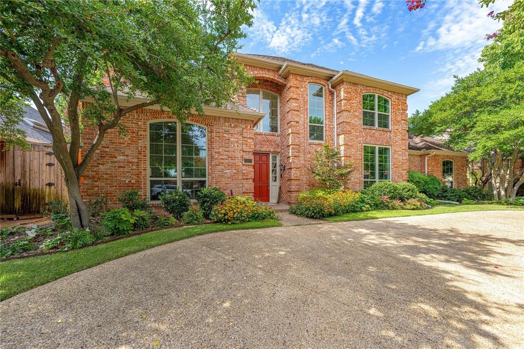 4320 Hollow Oak Drive, Dallas