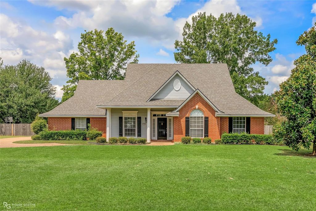 205 Ridgefield Drive, Bossier City