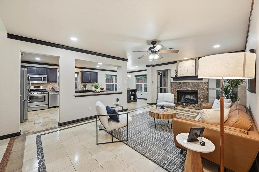 2832 Grandview Drive, Grand Prairie