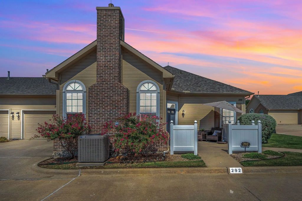 2601 Marsh Lane 292, Plano