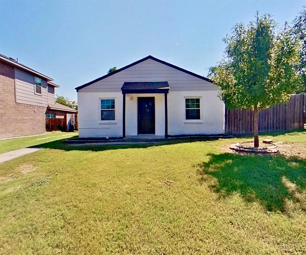 641 S Redford Lane, White Settlement