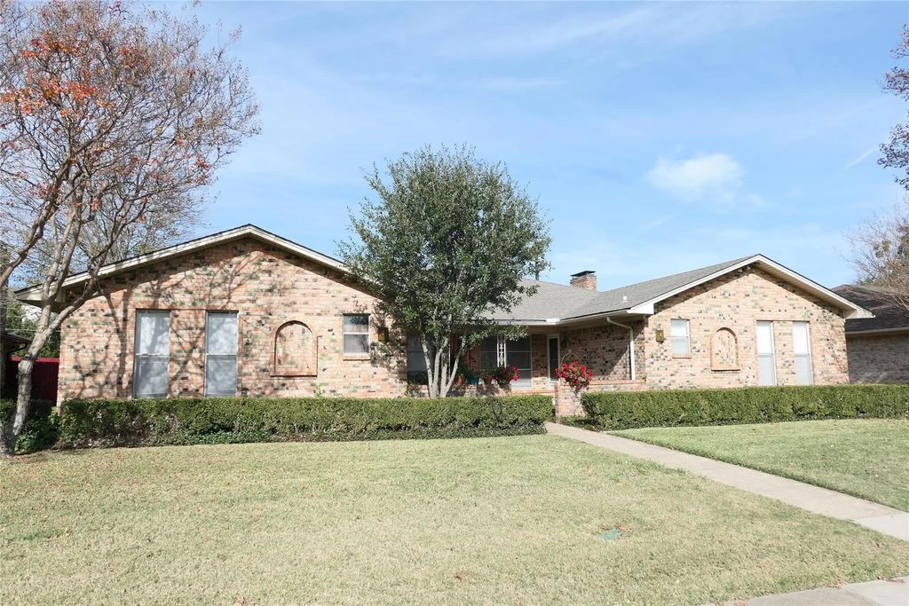 6317 Rincon Way, Dallas