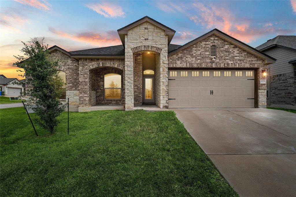 11225 Raider Drive, Waco