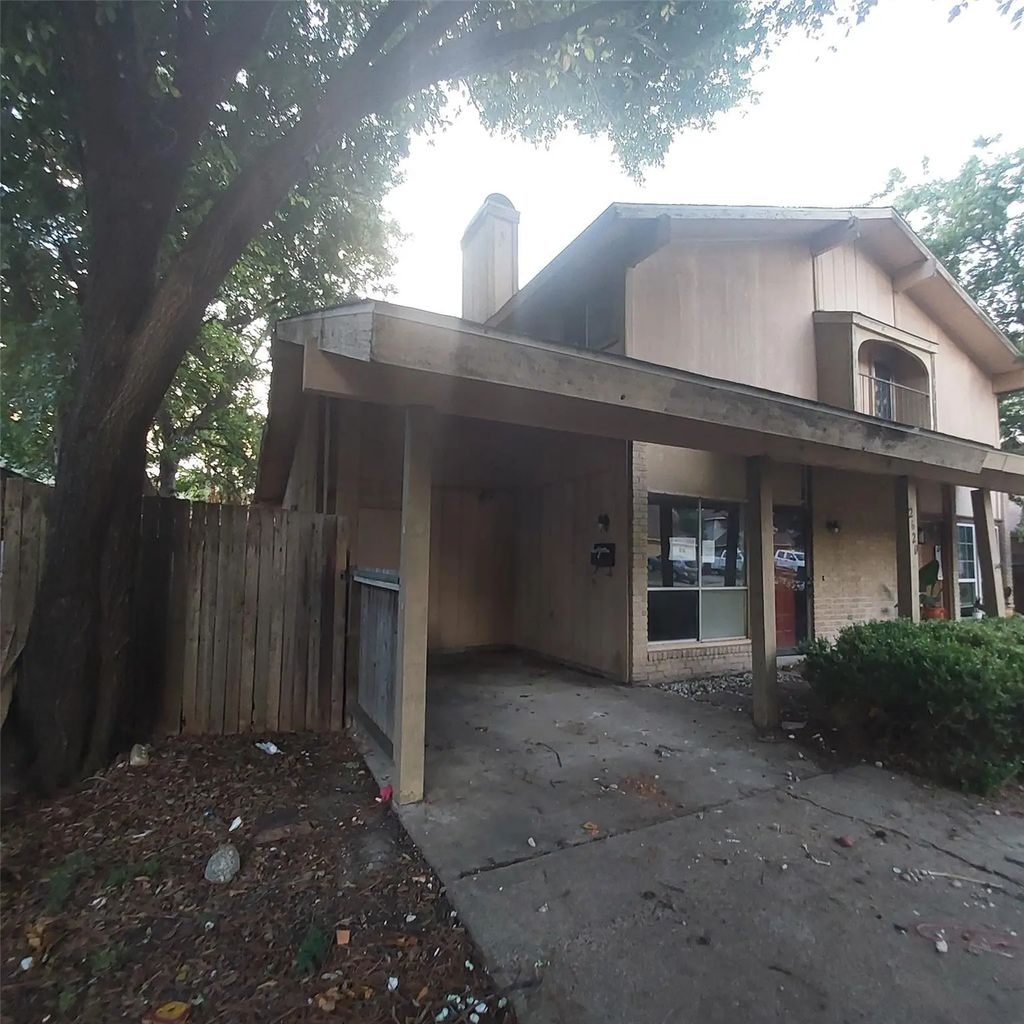 2620 Santa Barbara Drive, Grand Prairie