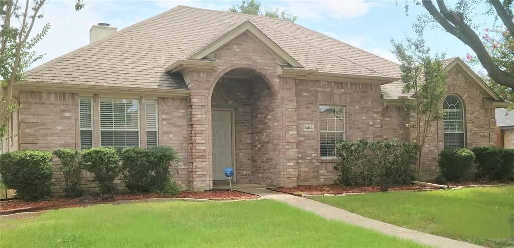 5414 Carrington Drive, Richardson