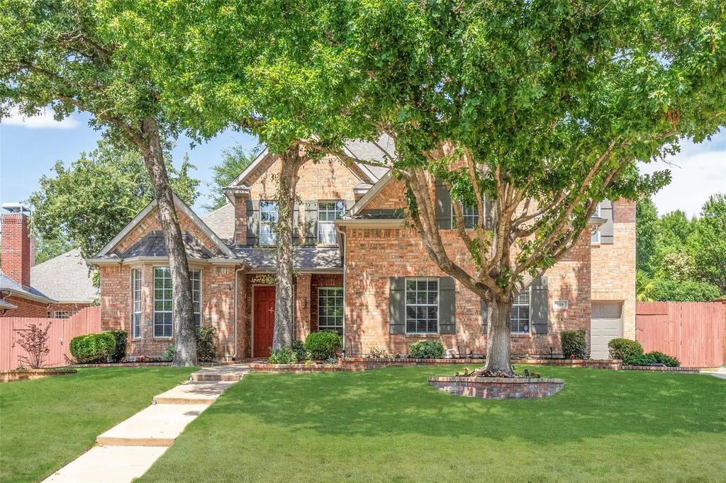 608 Somerset Drive, Flower Mound