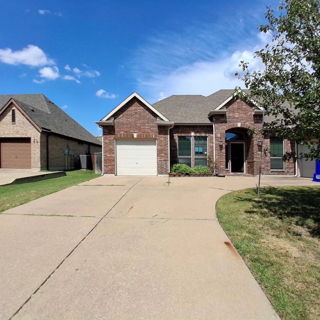 1139 Hickory Park, Forney