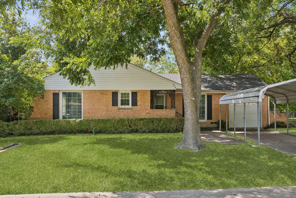 928 Old Orchard Road, Garland