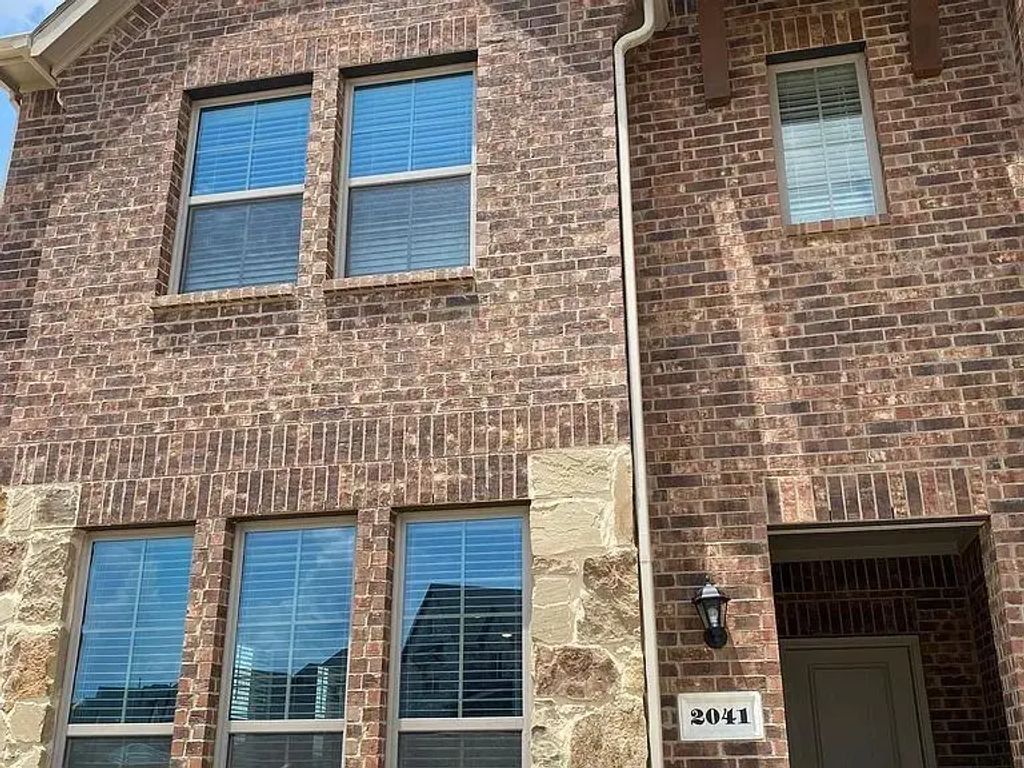 2041 Crooked Bow, Mesquite