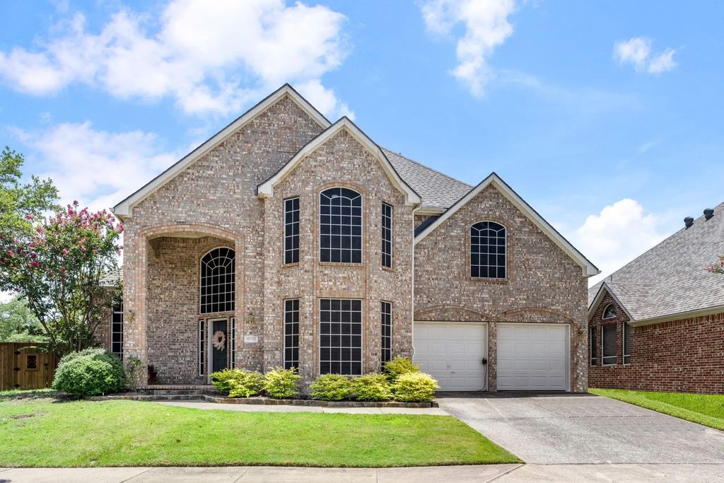 8701 Tiercels Drive, McKinney