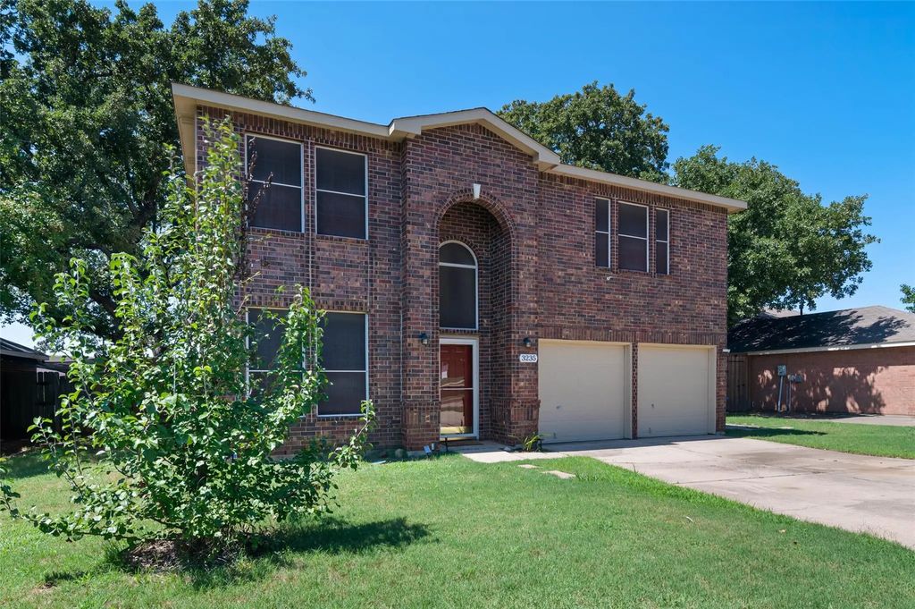 3235 Acropolis Drive, Corinth