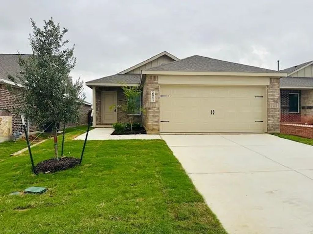 2053 Sulky Lane, Aubrey