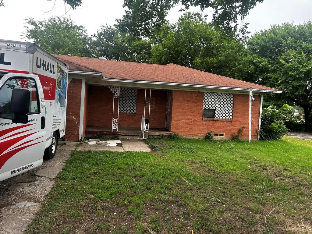 2666 Downing Avenue, Dallas