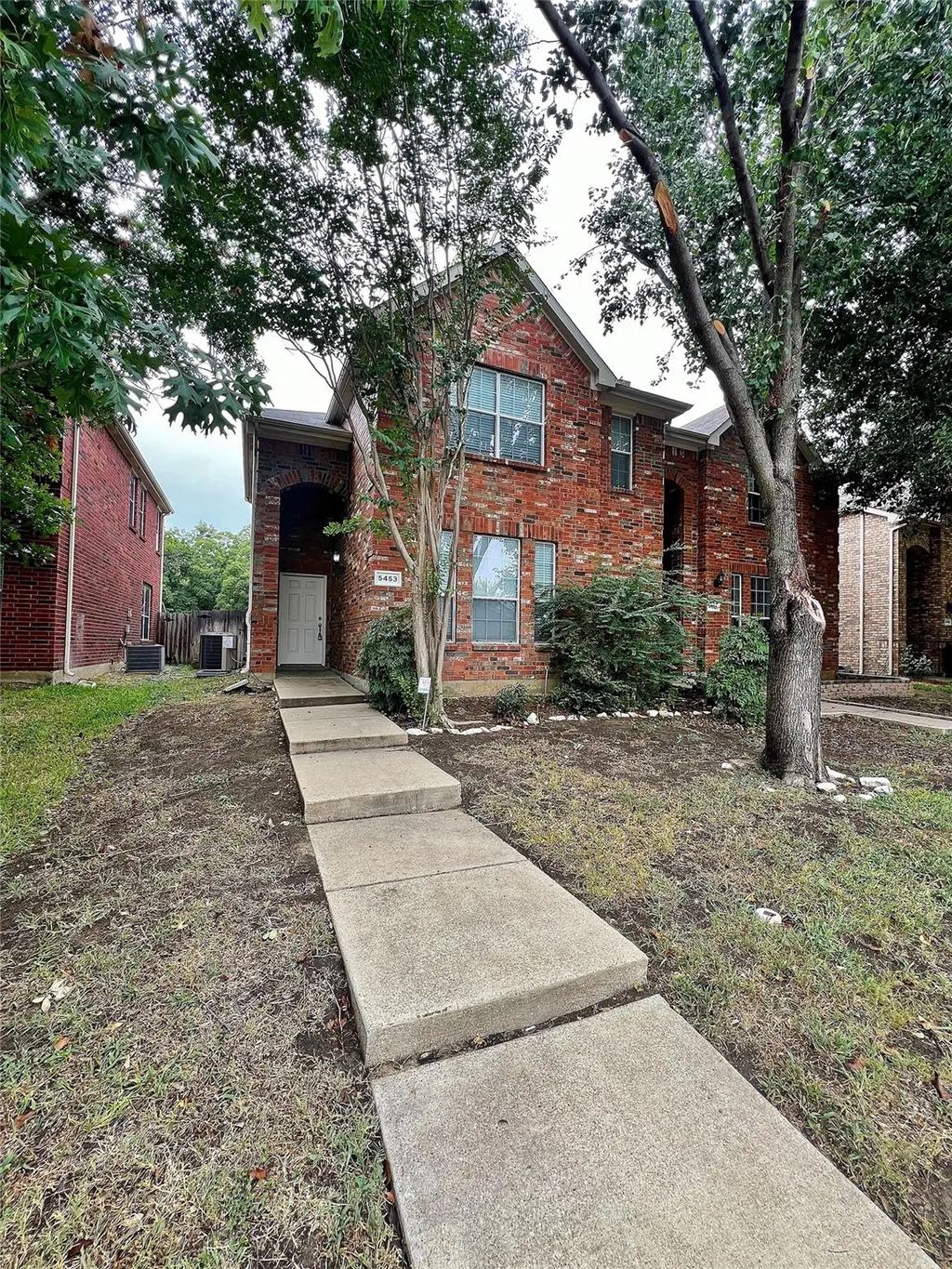 5453 Prairie Lane, Grand Prairie