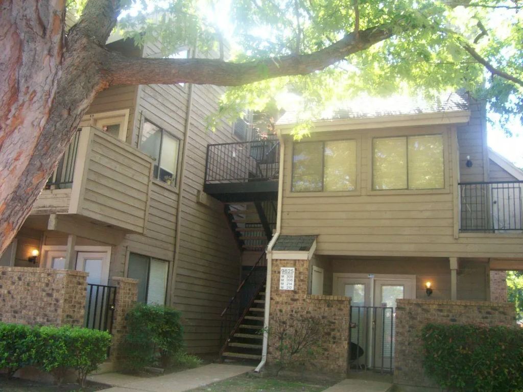 9825 Walnut Street 308, Dallas