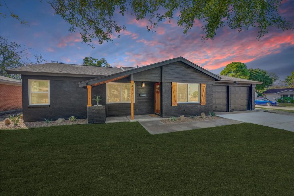 4125 Doeline Street, Haltom City