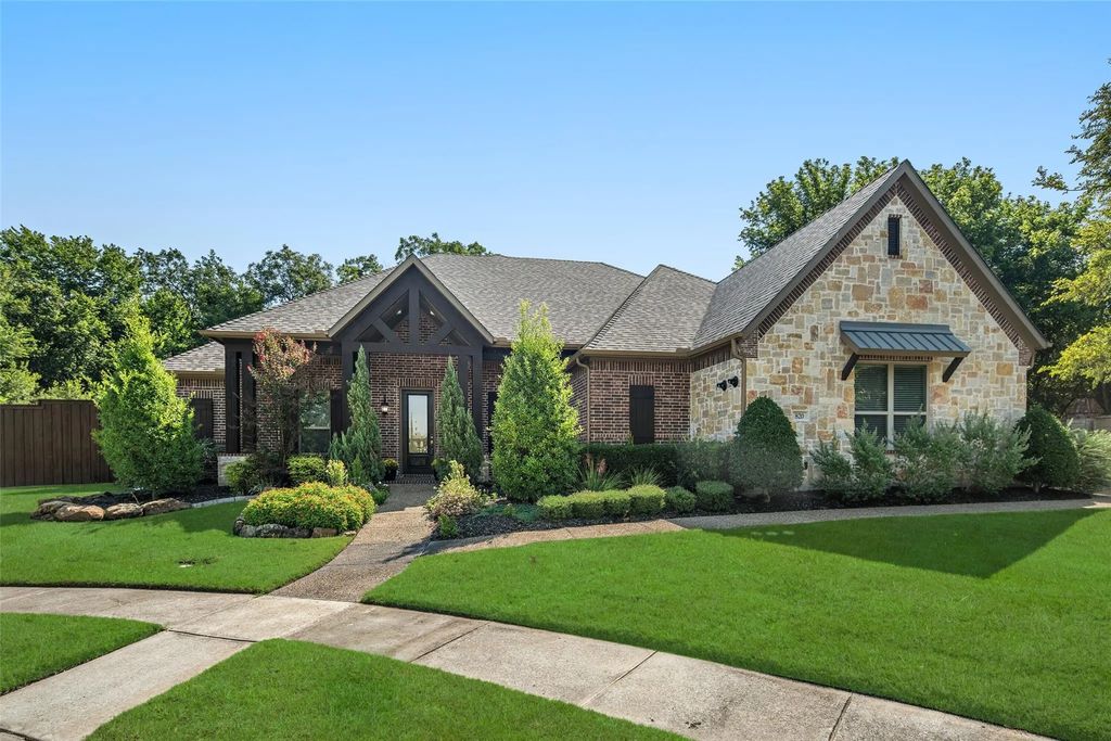 820 Jessica Court, Prosper