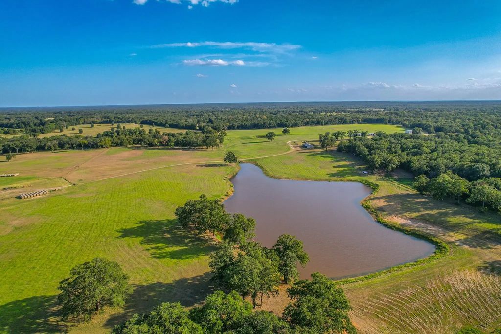 384 County Road 890, Teague