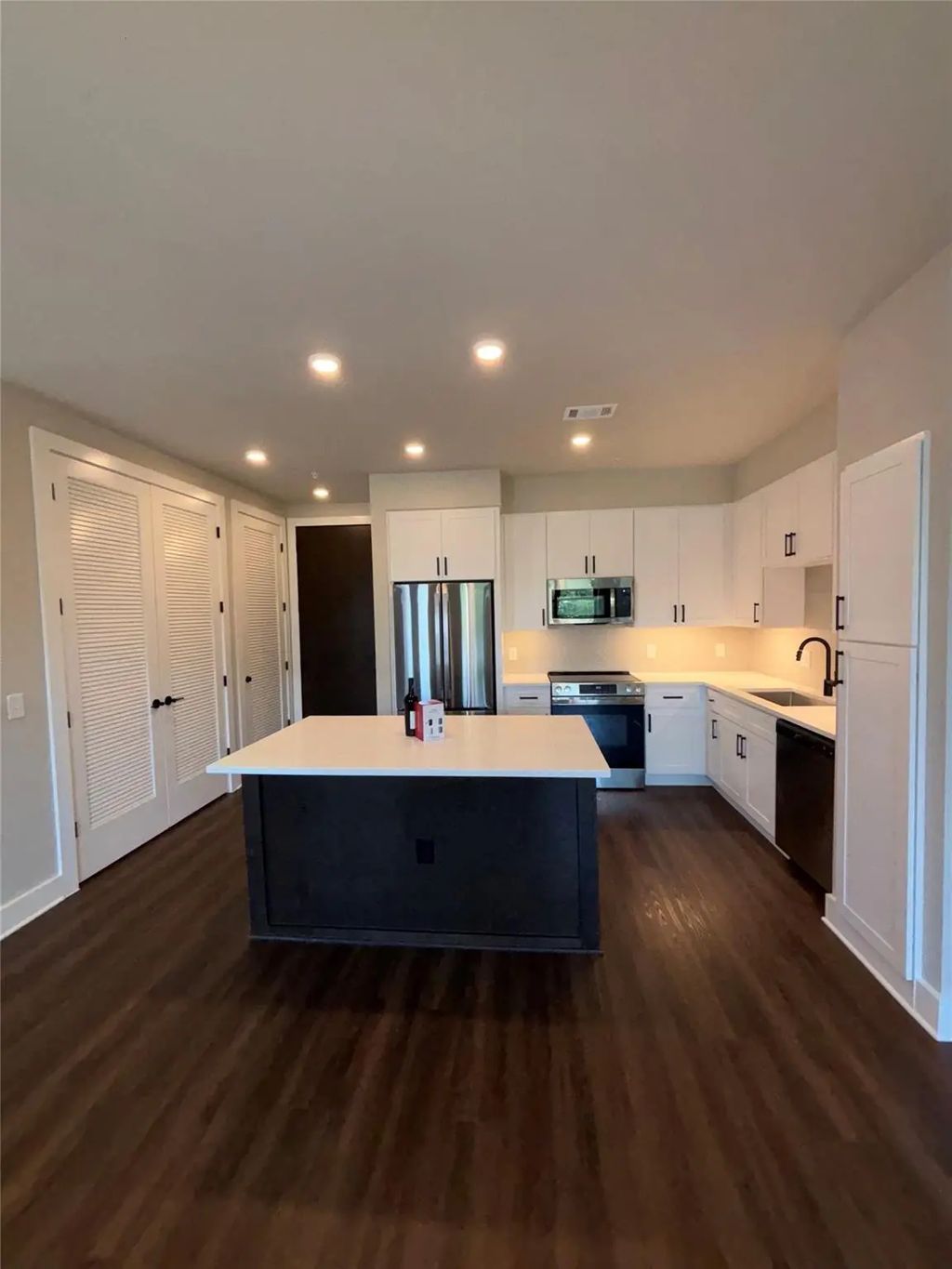 3255 Carlisle Street 2418, Dallas