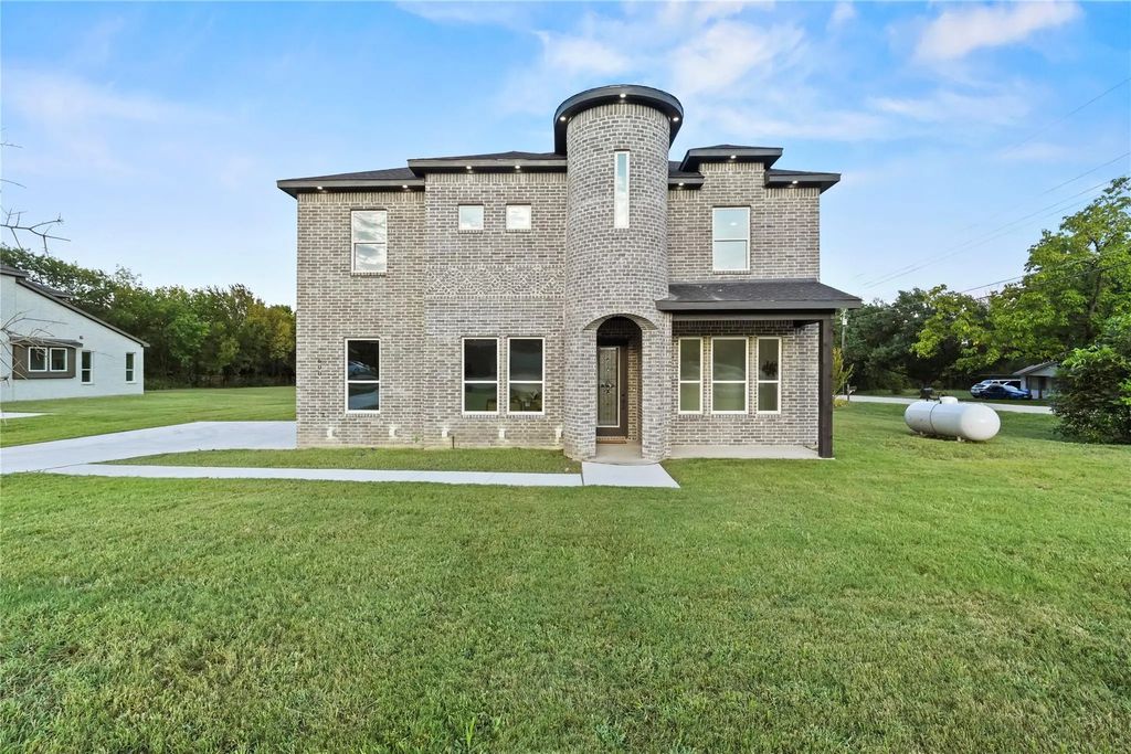 600 Peggs Street, DeSoto