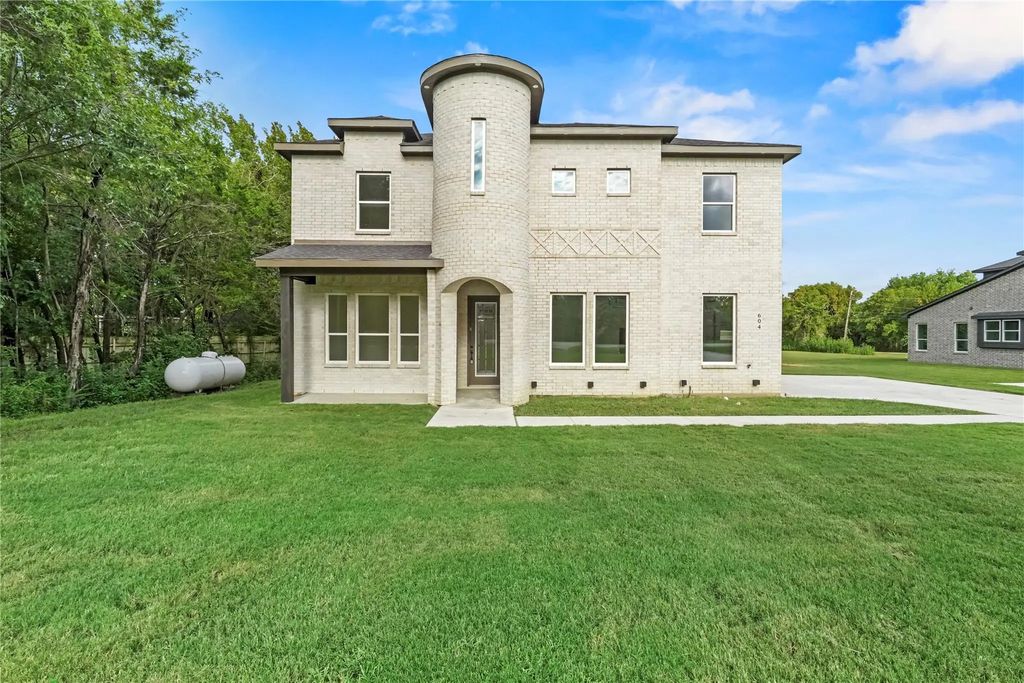 604 Peggs Street, DeSoto