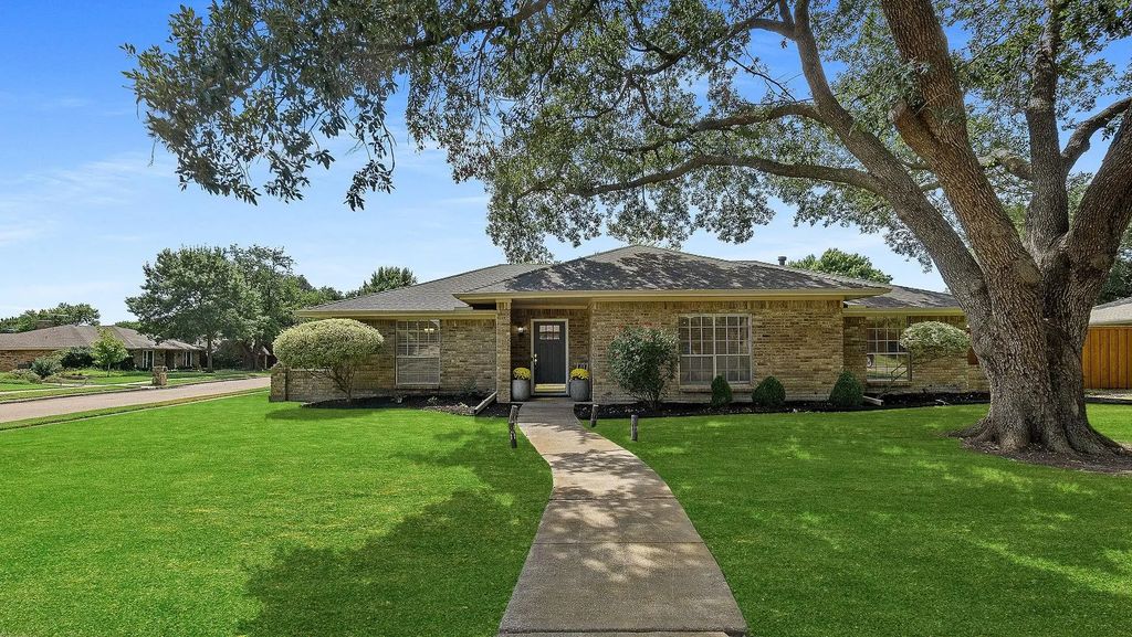 2801 Kyle Drive, Plano