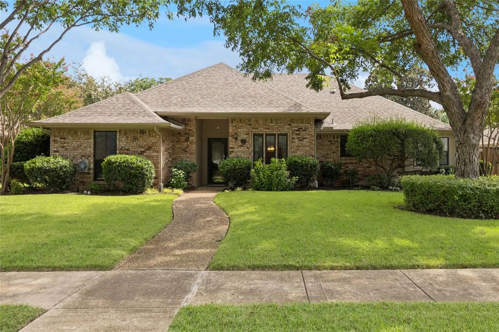 735 Swallow Drive, Coppell