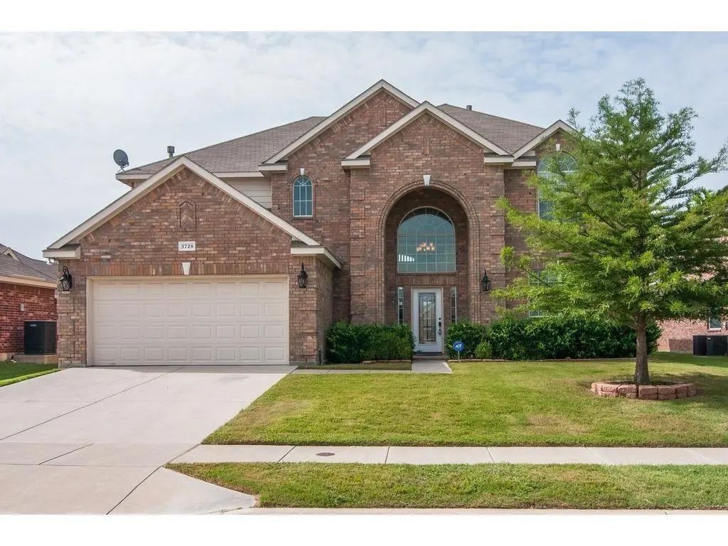 3728 Glassenberry Street, Fort Worth