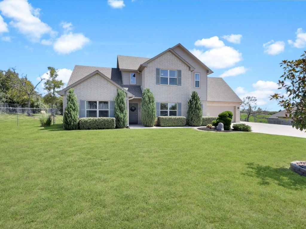 537 Dill Road, Weatherford