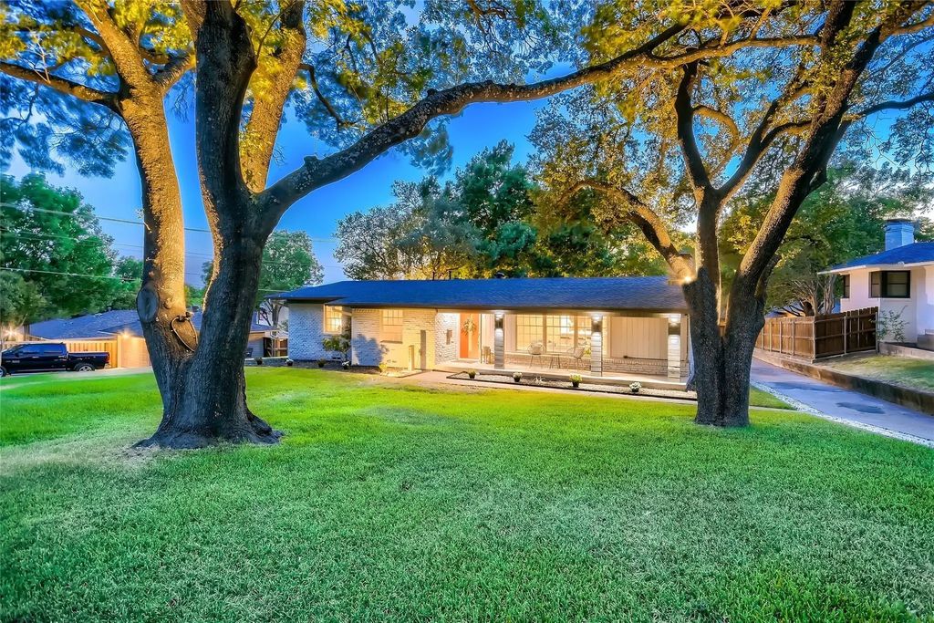 221 Lakeridge Drive, Dallas
