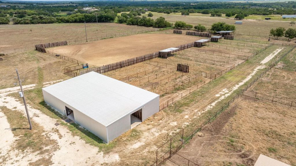 4470 Farm Road 219, Hico