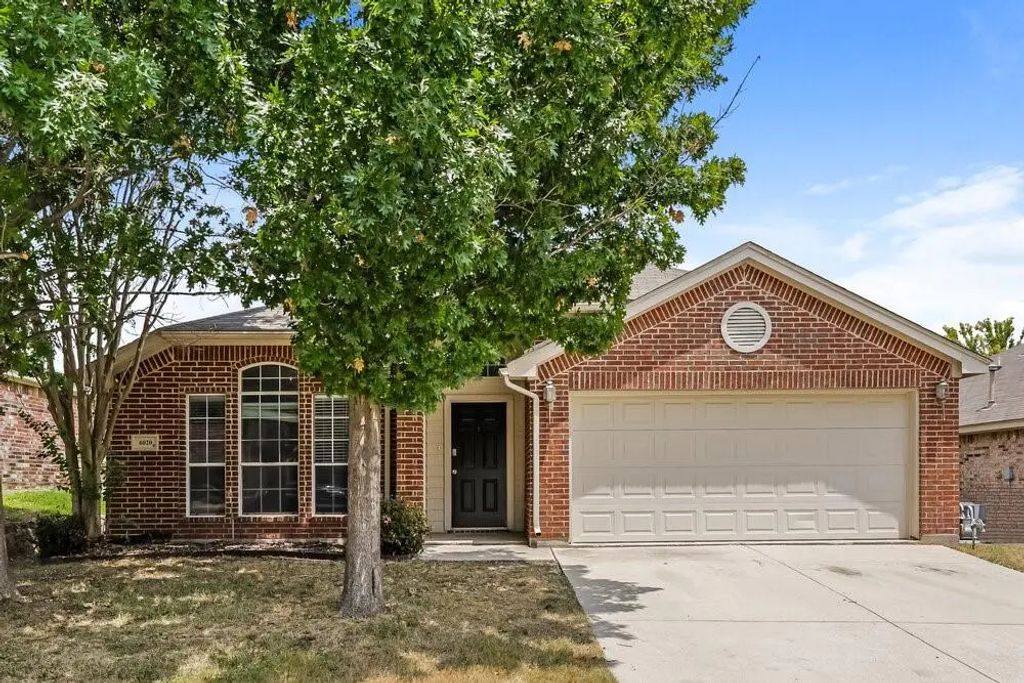 6020 Walleye Drive, Fort Worth