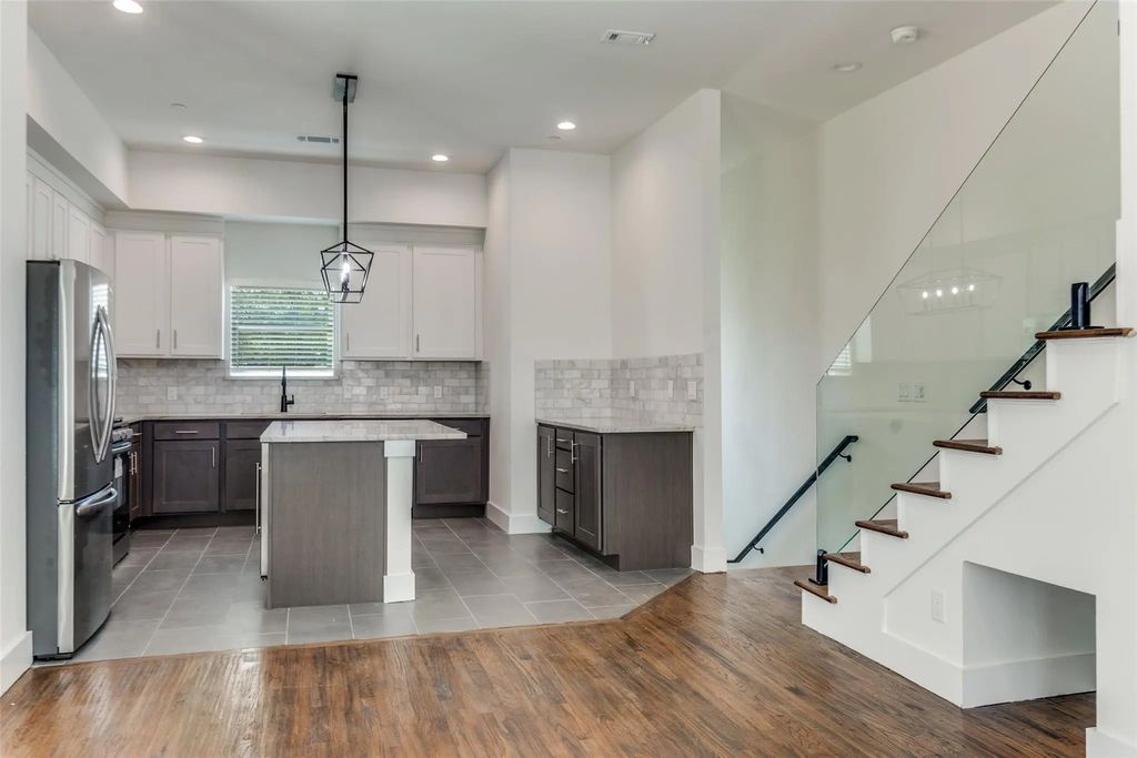4519 San Jacinto Street 105, Dallas