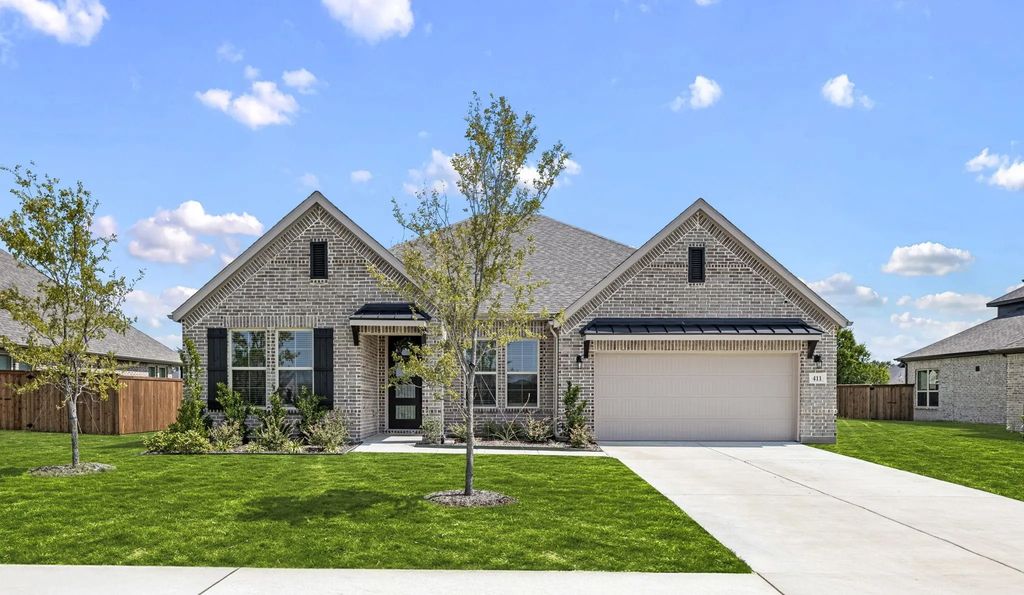 411 Heritage Hill Drive, Forney