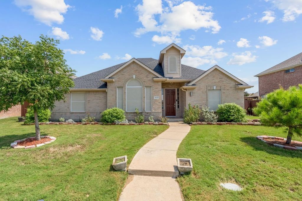 1432 Hudspeth Drive, Carrollton