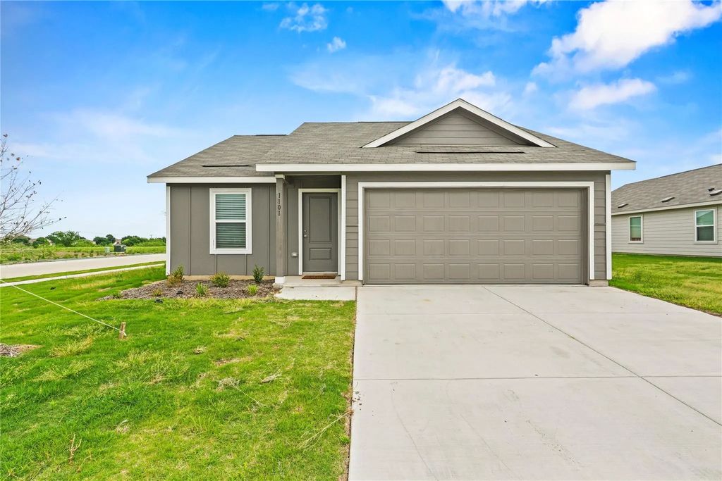 1101 Pere David Dr, Crowley