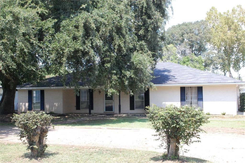 1931 Alfred Lane, Bossier City